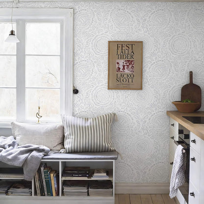 Ismoon Peel and Stick Wallpaper Boho Beige Contact Paper Neutral Floral Wall Paper Textured Self Adhesive Removable Wallpaper for Bedroom Kitchen Renter Friendly Vinyl 17.3" x 78.7"