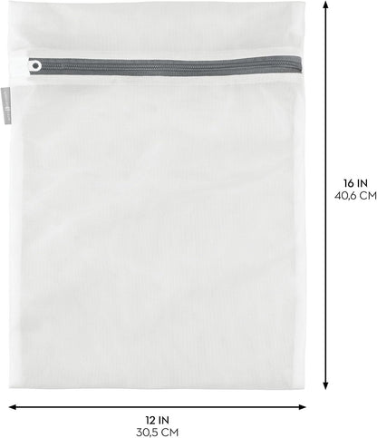 iDesign Mesh Laundry Bags with Built in Zipper for Cleaning Delicates– Set of 2, 1 Medium and 1 Large Bag, White