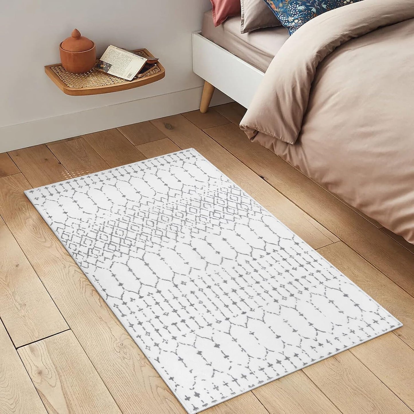 Lahome Moroccan Entry Rug 2x3, Non-Slip Washable Front Indoor Door Mat Rubber Backing Low-Profile Door Rugs, Small Geometric Print Distressed for Entryway Bathroom Kitchen, Black Hana