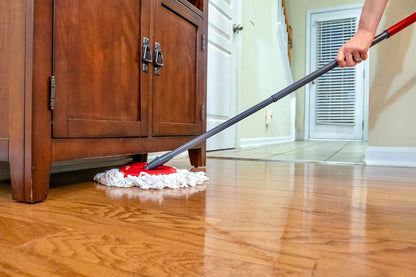 O-Cedar Easywring Microfiber Spin Mop & Bucket Floor Cleaning System + 3 Extra Refills (4 Refills Included)