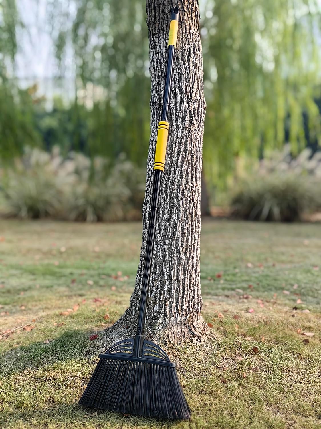 Four-Section Rod Long-Handled Broom,Heavy-Duty Broom, Angle Broom for Outdoor/Indoor（Black+Orange）