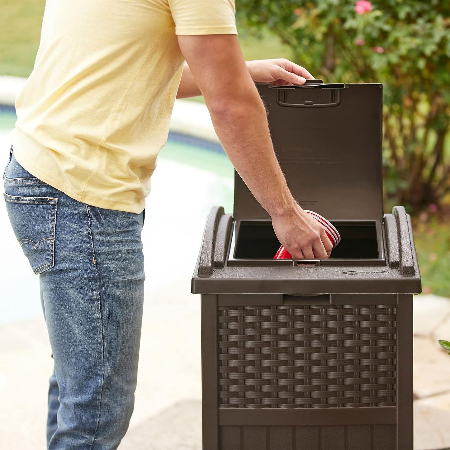 Suncast 33 Gallon Commercial Outdoor Trashcan Hideaway with Lid for 30 to 33 Gallon Trash Bags for Garage, Backyard, or Garden, Brown