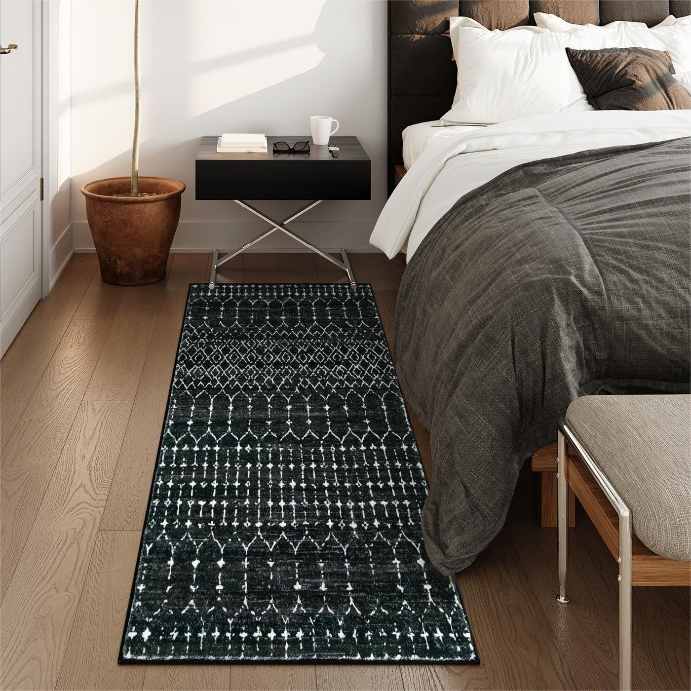 Lahome Moroccan Entry Rug 2x3, Non-Slip Washable Front Indoor Door Mat Rubber Backing Low-Profile Door Rugs, Small Geometric Print Distressed for Entryway Bathroom Kitchen, Black Hana