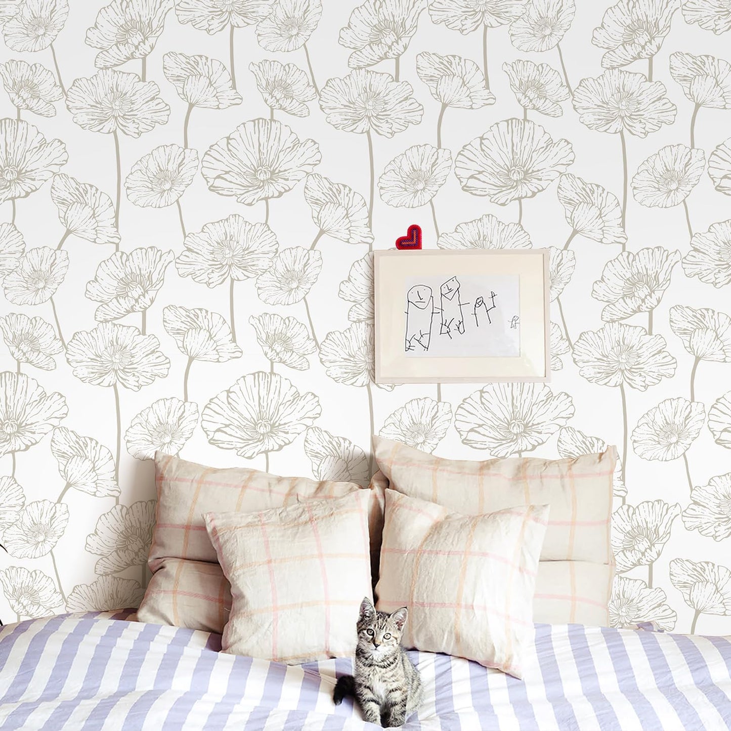 Orainege Modern Peel and Stick Wallpaper 17.3inx118.1in Beige and White Floral Wallpaper Boho Contact Paper Removable Decorative Wall Paper for Bedroom Bathroom Cabinets Decor Vinyl