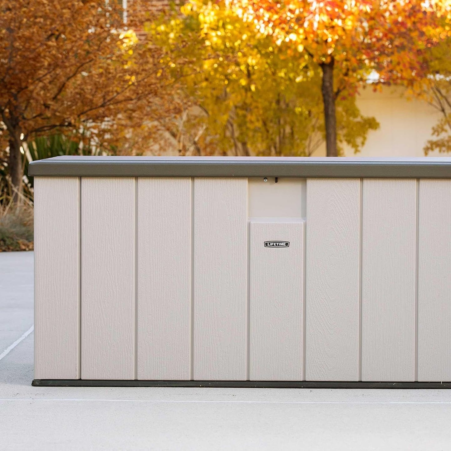 LIFETIME 60012 Extra Large Deck Box, 130 Gallon, Desert Sand/Brown