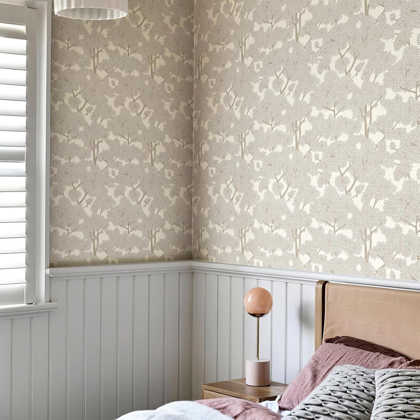JiffDiff Tree Wallpaper Peel and Stick Jungle Wall Paper Forest Mural Stick on Wallpaper Modern Waterproof Self Adhesive Contact Paper (17.3" x 120" Cream)