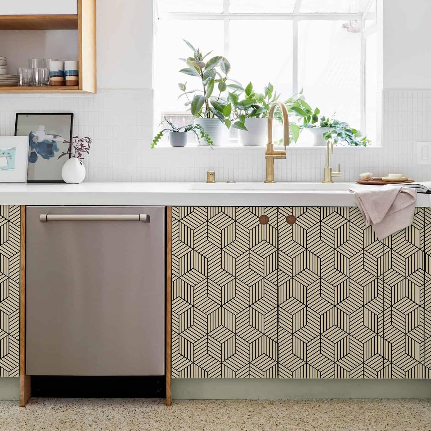 MelunMer Geometric Peel and Stick Wallpaper Gold 118In L 17.7In W Self Adhesive Removable Wallpaper for Bedroom/Bathroom Waterproof Modern Contact Paper for Cabinets Gold Contact Paper Shelf Liner