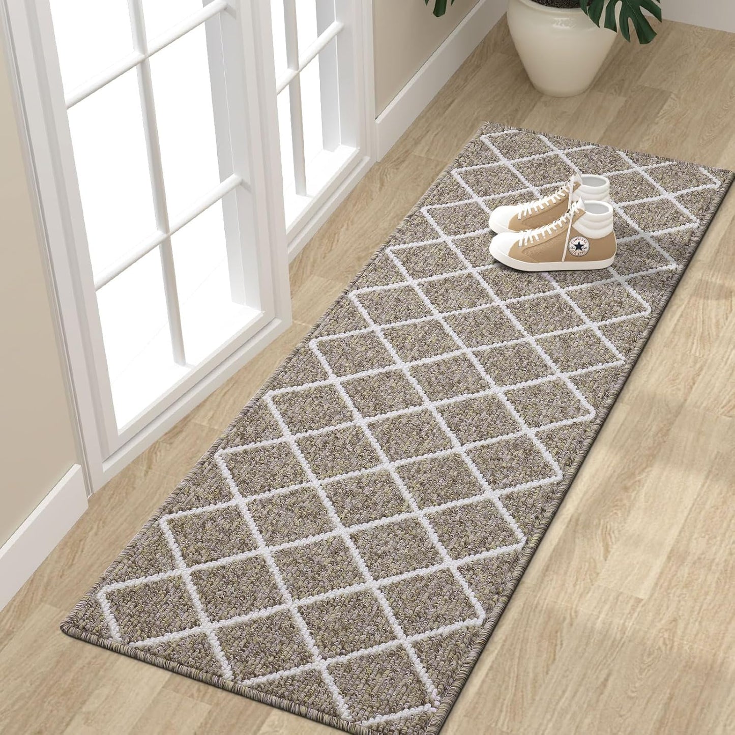 Finchitty Indoor Door Mat, Dirt Resistant and Absorbent, Low-Profile, Non-Slip, Washable Inside Floor Mats for Front Door, Back, and Entrance, 32" x 20", Grey