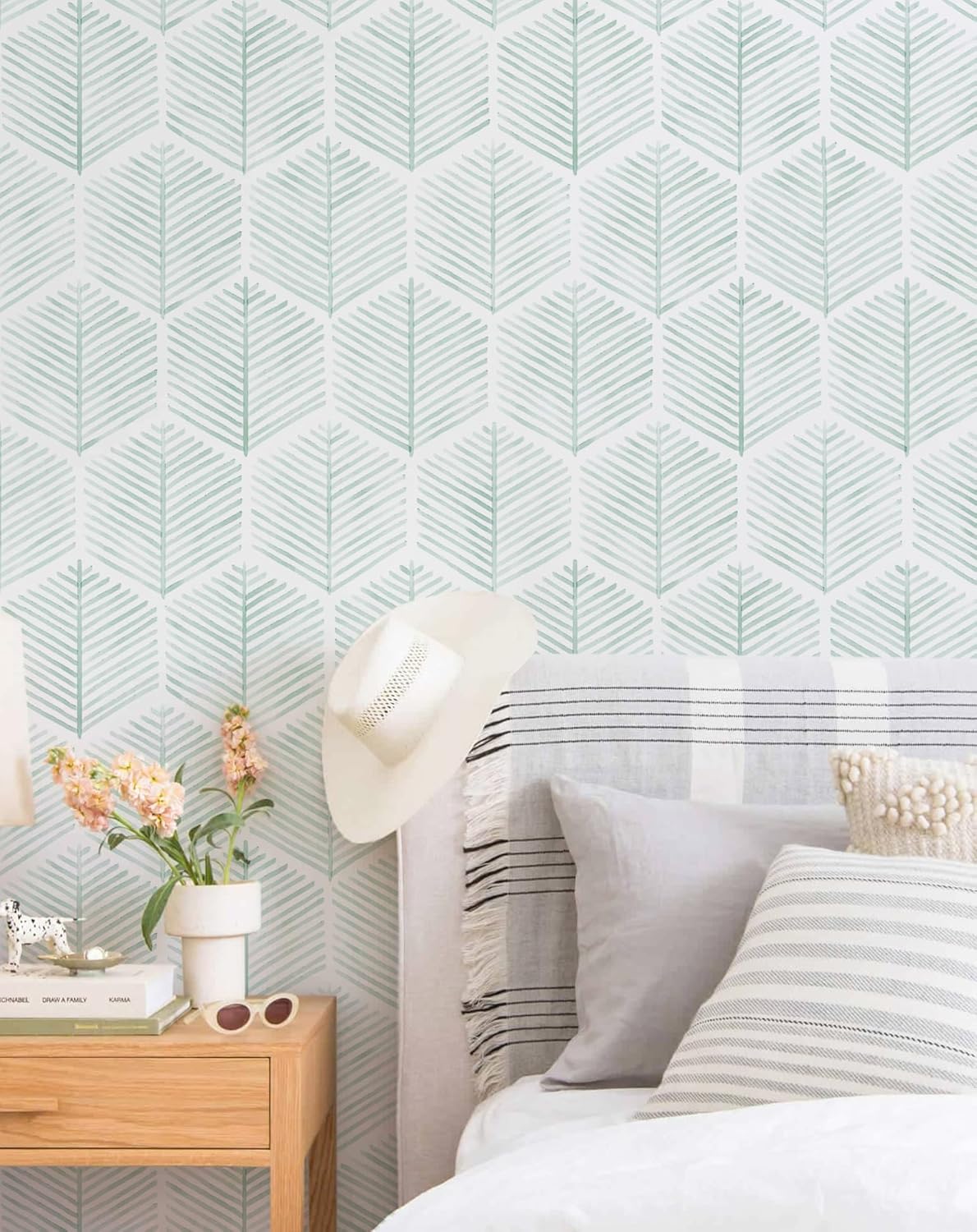 MelunMer 118In L 17.3In W Modern Peel and Stick Wallpaper Boho Contact Paper for Cabinets/Drawers Self Adhesive Removable Wallpaper for Bedroom/Bathroom Waterproof Geometric Contact Paper Beige/White