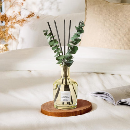 COCORRÍNA Wild Mint & Eucalyptus Reed Diffuser – 6.76 oz Essential Oil with 8 Reeds & Real Eucalyptus Sticks, Home Fragrance for Bedroom or Bathroom Décor