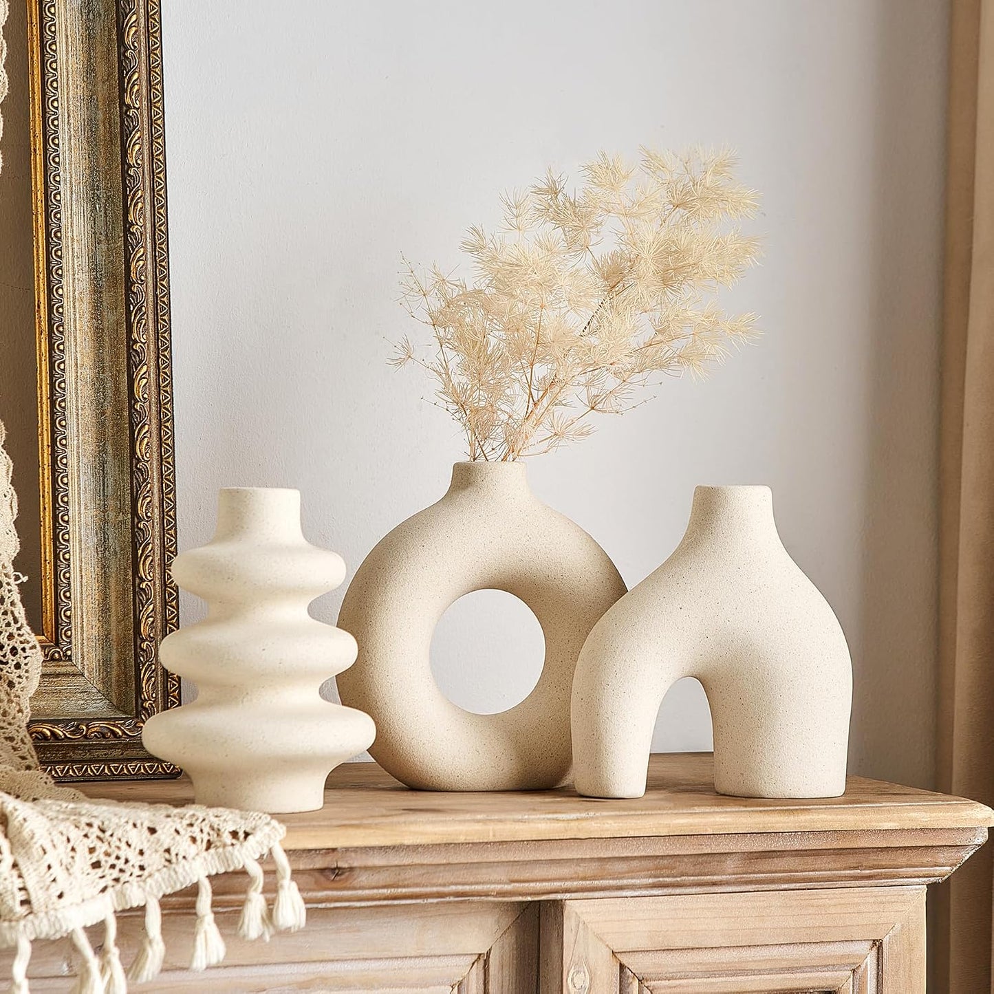 White Ceramic Vase Set of 3, Small Flower Vases for Pampas Grass, Modern Boho Vase for Decor, Round White Vases Centerpieces for Wedding Living Room Bedroom Coffee Table Dinner Table