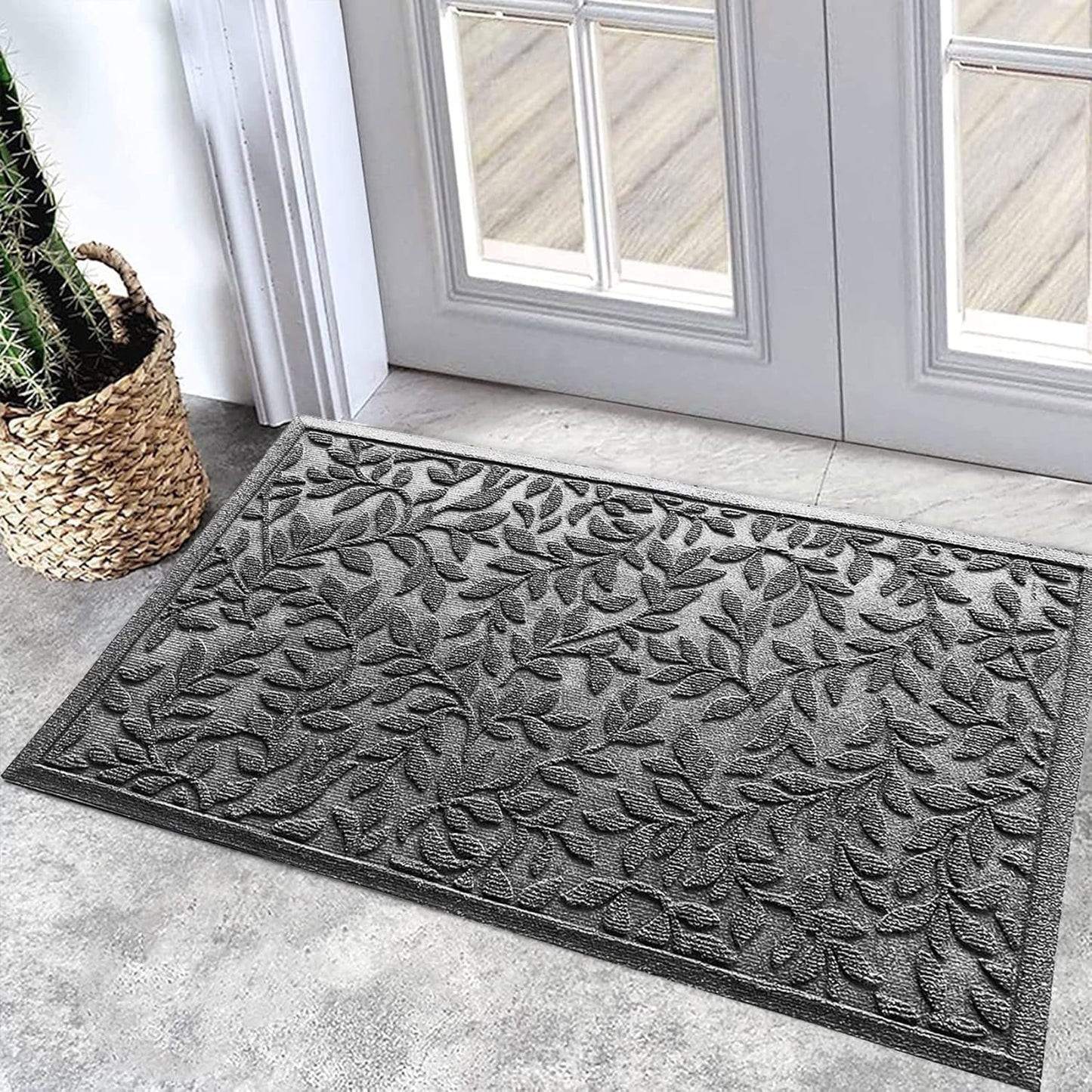 Bulijojo Sturdy Front Entrance Doormats,Durable Heavy Duty Welcome Mat,Thick Absorbent Natural Rubber Non Slip Mat,Easy Clean Entryway Mat 17x30 Inch Leaves Green
