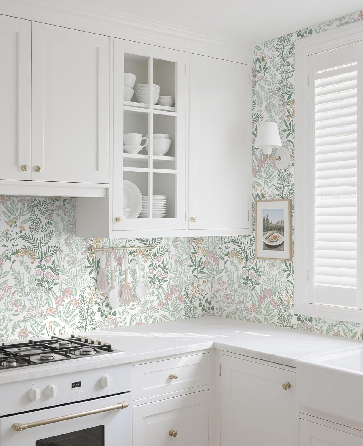 Safiyya Peel and Stick Wallpaper Floral Green and White Leaf Contact Paper for Cabinets 17.3"x 78.7" Self Adhesive Removable Wallpaper for Bathroom Renter Friendly Wall Paper Vinyl Roll