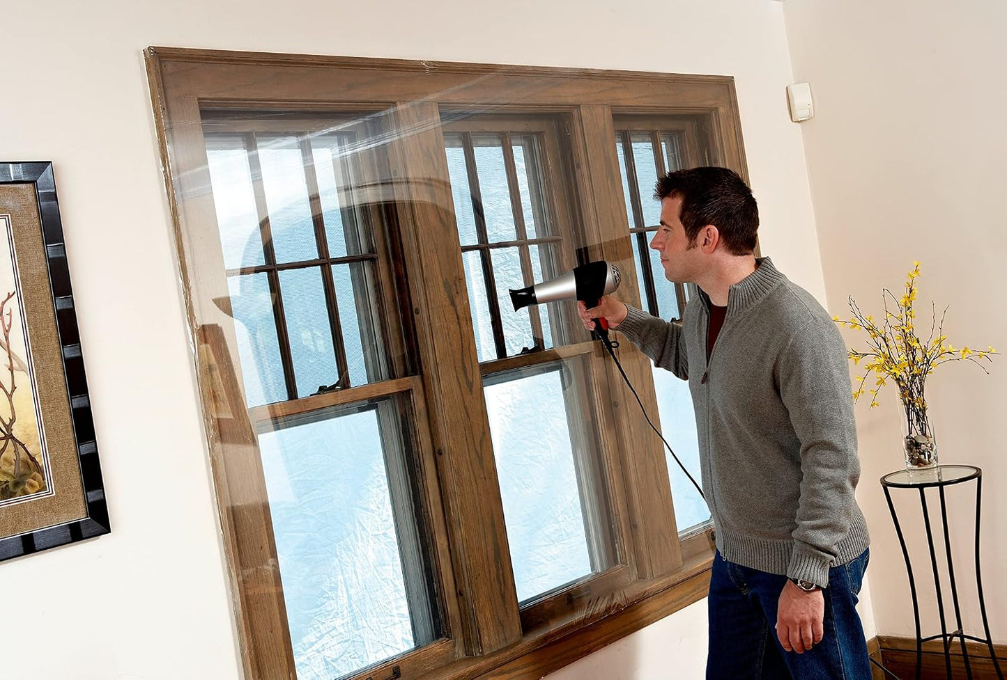 3M Indoor Window Insulation, Insulator Kit for 3 Windows 3ft x 5ft, Keeps Cold Air Out and Warm Air In, Includes Heat Shrink Window Film and Scotch Window Film Mounting Tape (2130W-6)