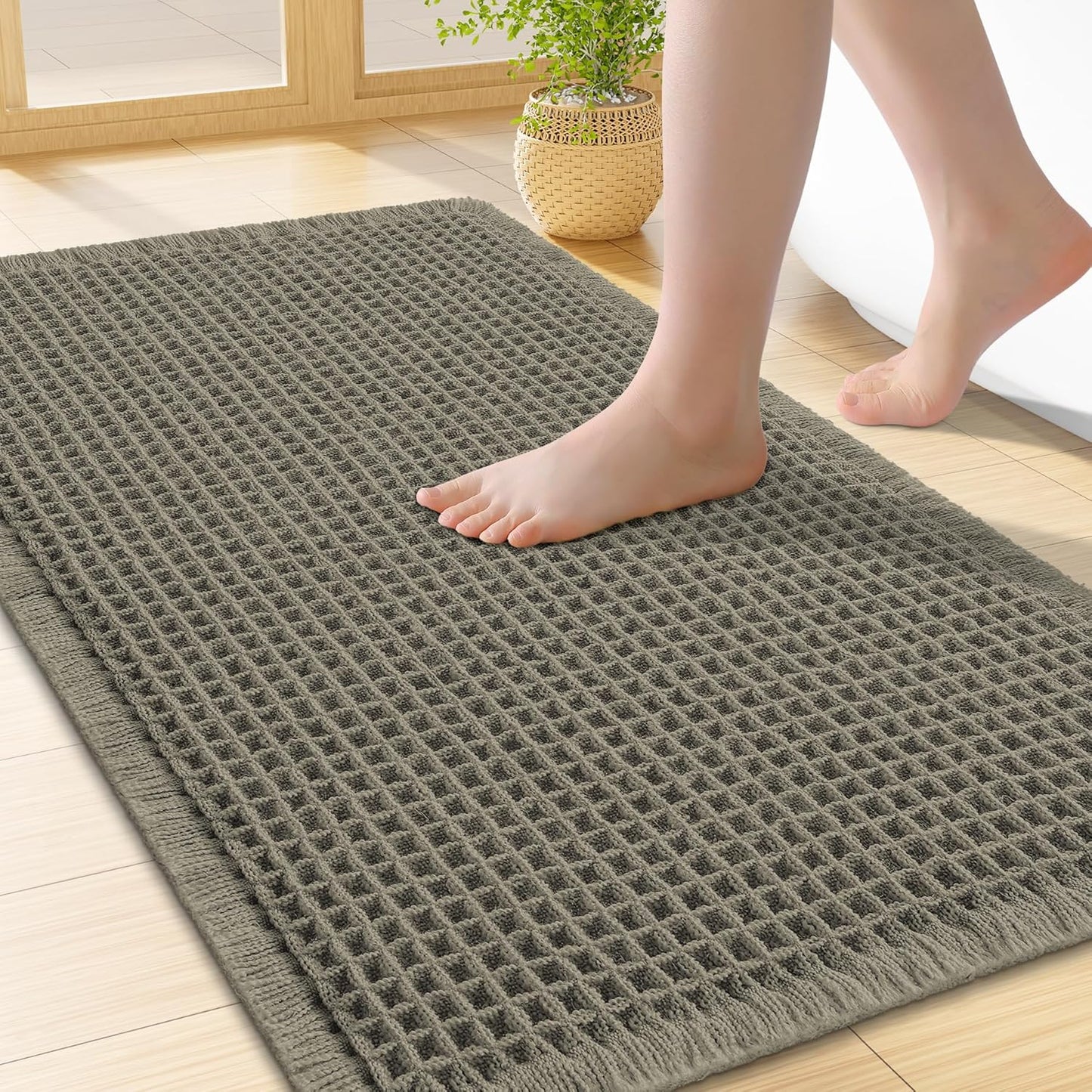Smiry Waffle Bath Mat 30x20, Extra Soft Absorbent Bathroom Rugs, Non Slip Machine Washable Quick Dry Bath Rugs for Bathroom Floor, Tub, Shower, Home Decor Accessories, Brown