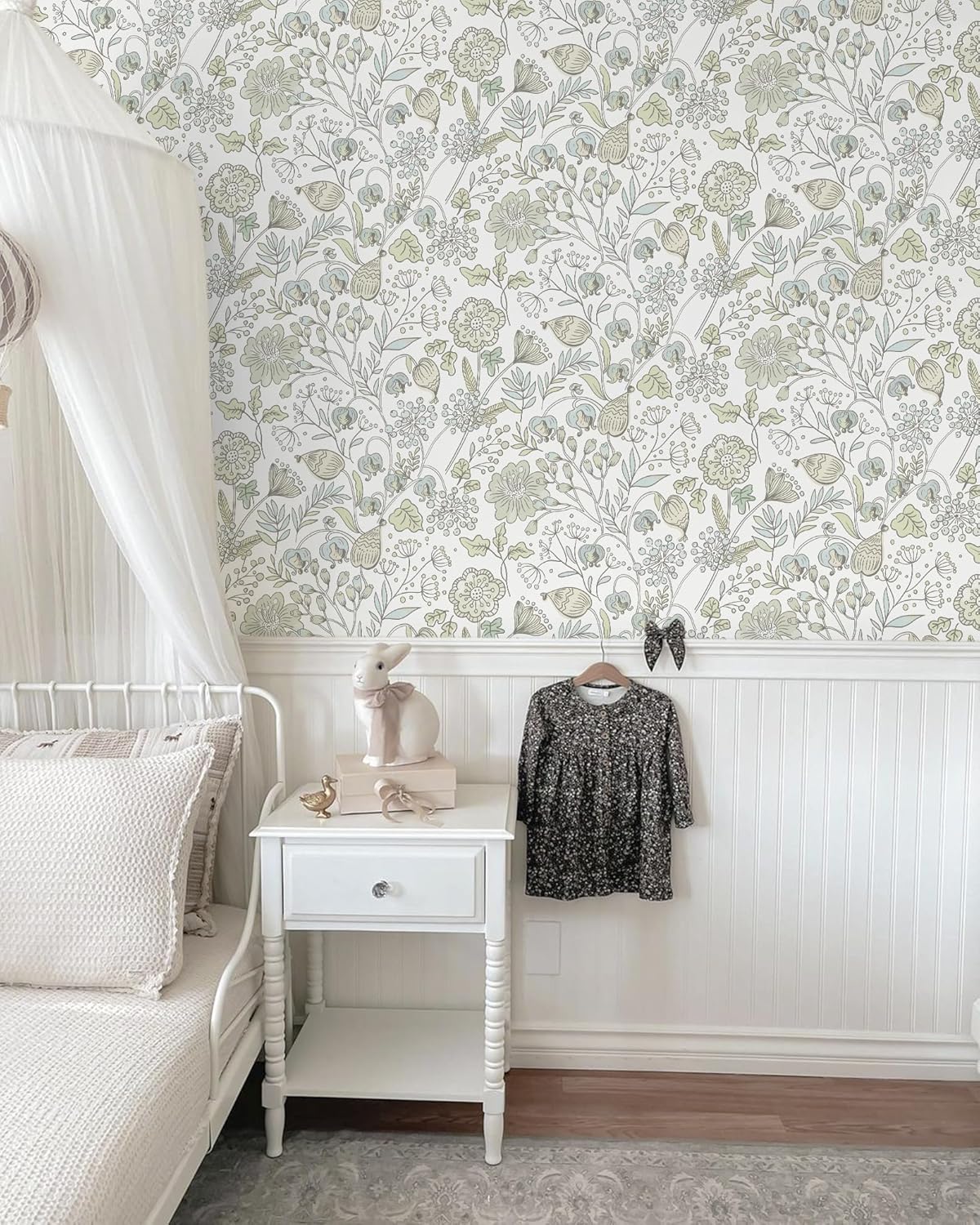 HeloHo Blue Floral Wallpaper Peel and Stick Self Adhesive Removable Wall Paper 16.1" X 118" Renter Friendly Waterproof Wallpaper Contact Paper for Furniture Living Room Bedroom Decor