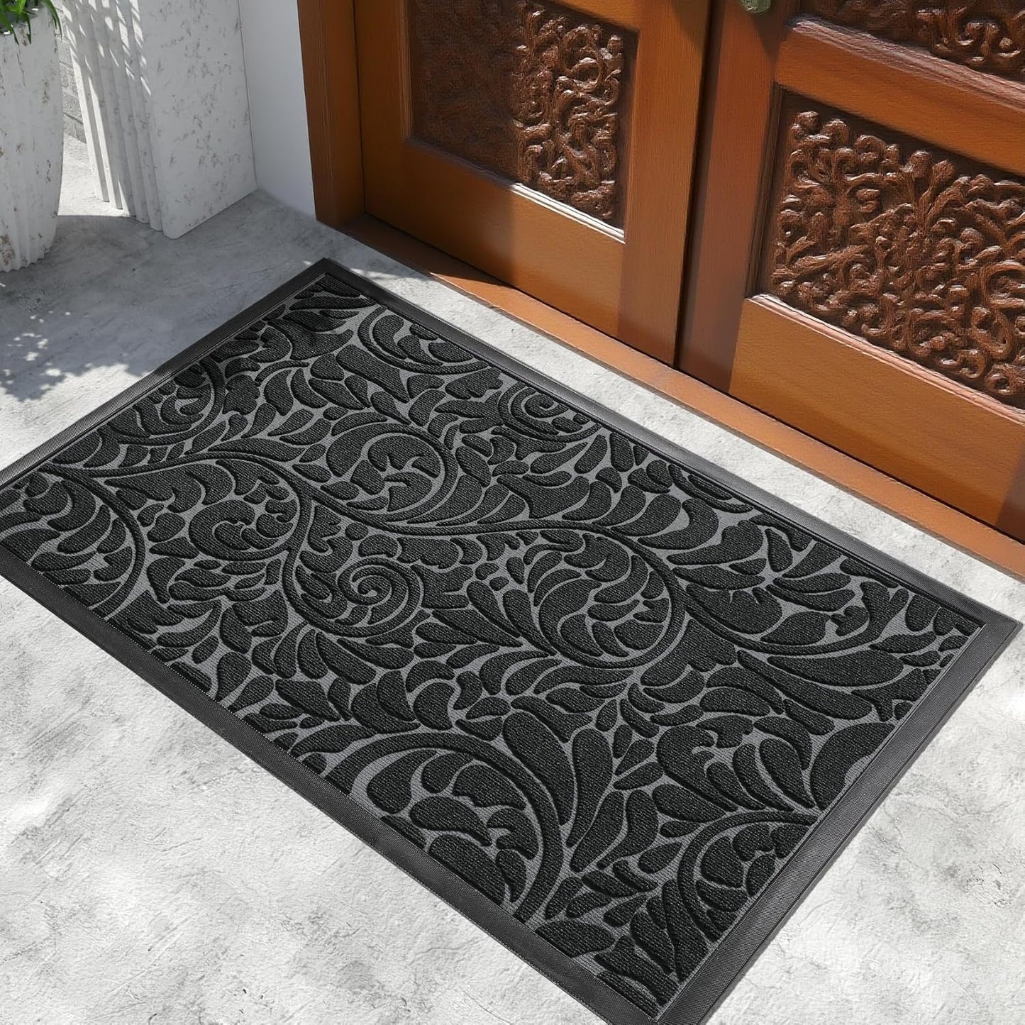 Yimobra Front Door Mat Outside Entrance, Waterproof Sturdy Retro Outdoor Mat, Heavy Duty Non-Slip Doormat for Garage Patio Entryway Indoor, Easy Clean, 29.5x17, Grey