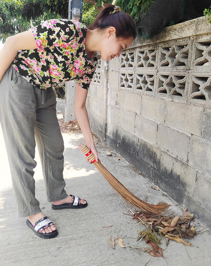 32 inch Multi-Surface Sturdy Outdoor Authentic Coconut Leaf Broom Asian Heavy Duty Broom Thai Natural Coconut Leaf Broom (Country Rustic) 1 Piece (2 piece)