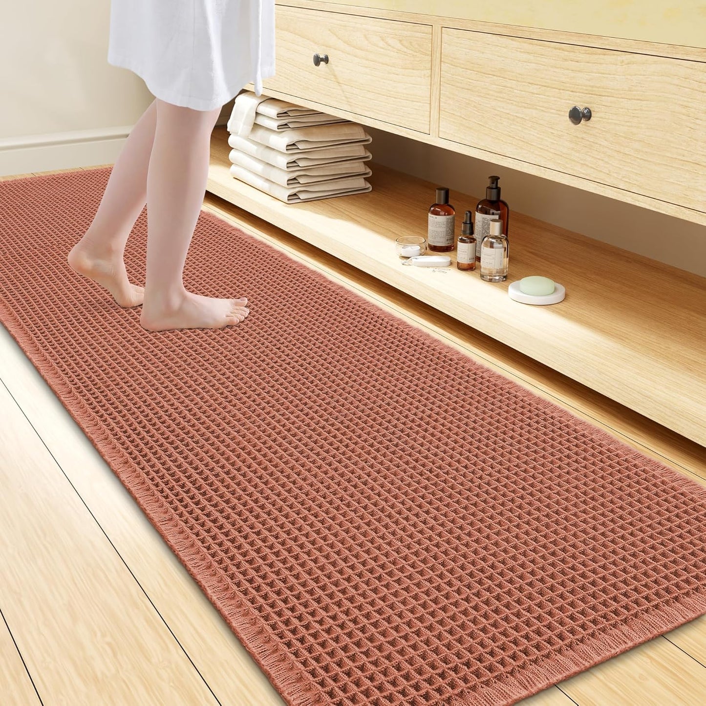 Smiry Waffle Bath Mat 30x20, Extra Soft Absorbent Bathroom Rugs, Non Slip Machine Washable Quick Dry Bath Rugs for Bathroom Floor, Tub, Shower, Home Decor Accessories, Brown