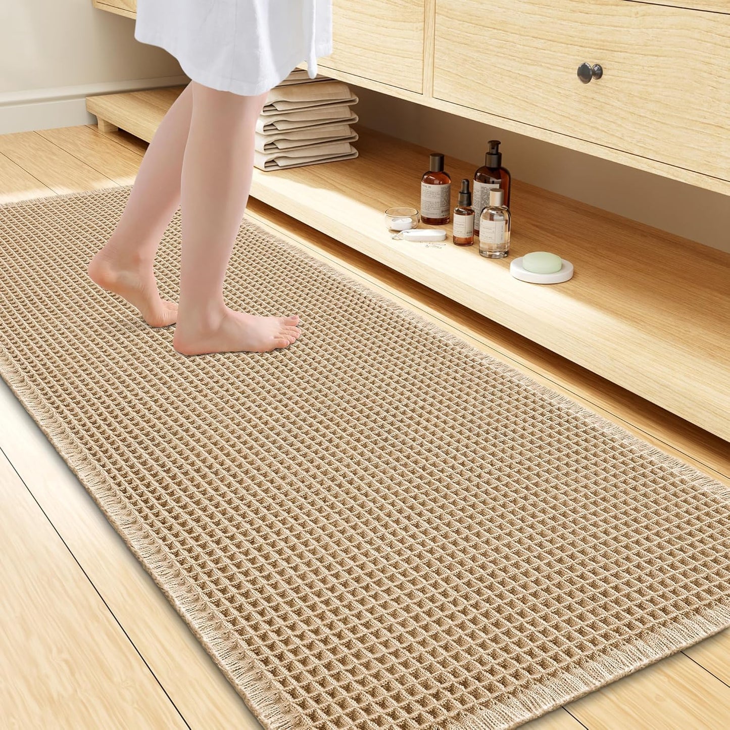 Smiry Waffle Bath Mat 30x20, Extra Soft Absorbent Bathroom Rugs, Non Slip Machine Washable Quick Dry Bath Rugs for Bathroom Floor, Tub, Shower, Home Decor Accessories, Brown