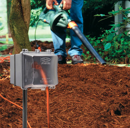 TayMac MM420W Raco 1-Gang Nonmetallic Extra Duty Weatherproof In-Use Horizontal/Vertical 16-in-1 Standard Cover, White, 2.75" Size