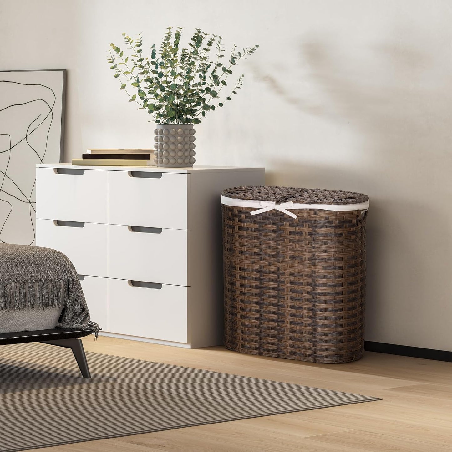 Seville Classics Premium Handwoven Portable Laundry Bin Basket with Carrying Handles, Household Storage for Clothes, Linens, Sheets, Mocha Brown, Oval Hamper