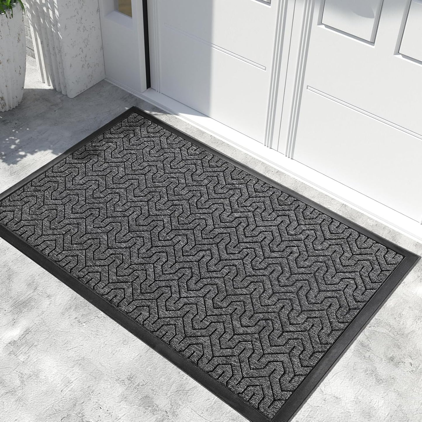 Yimobra Front Door Mat Outside Entrance 29.5x17, Waterproof Heavy Duty Outdoor Mats for Front Door, Non Slip Rubber Entry Mat for Garage Patio Indoor, Grey