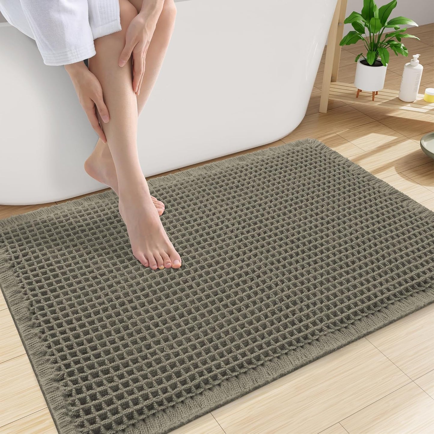 Smiry Waffle Bath Mat 30x20, Extra Soft Absorbent Bathroom Rugs, Non Slip Machine Washable Quick Dry Bath Rugs for Bathroom Floor, Tub, Shower, Home Decor Accessories, Brown