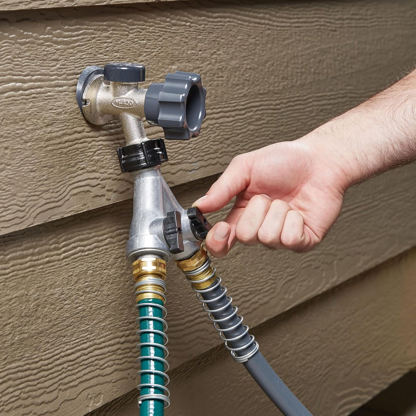 Gilmour Heavy Duty 2 Way Garden Hose Splitter, Dual Water Hose Splitter with Shut Off Valve, Metal Water Manifold
