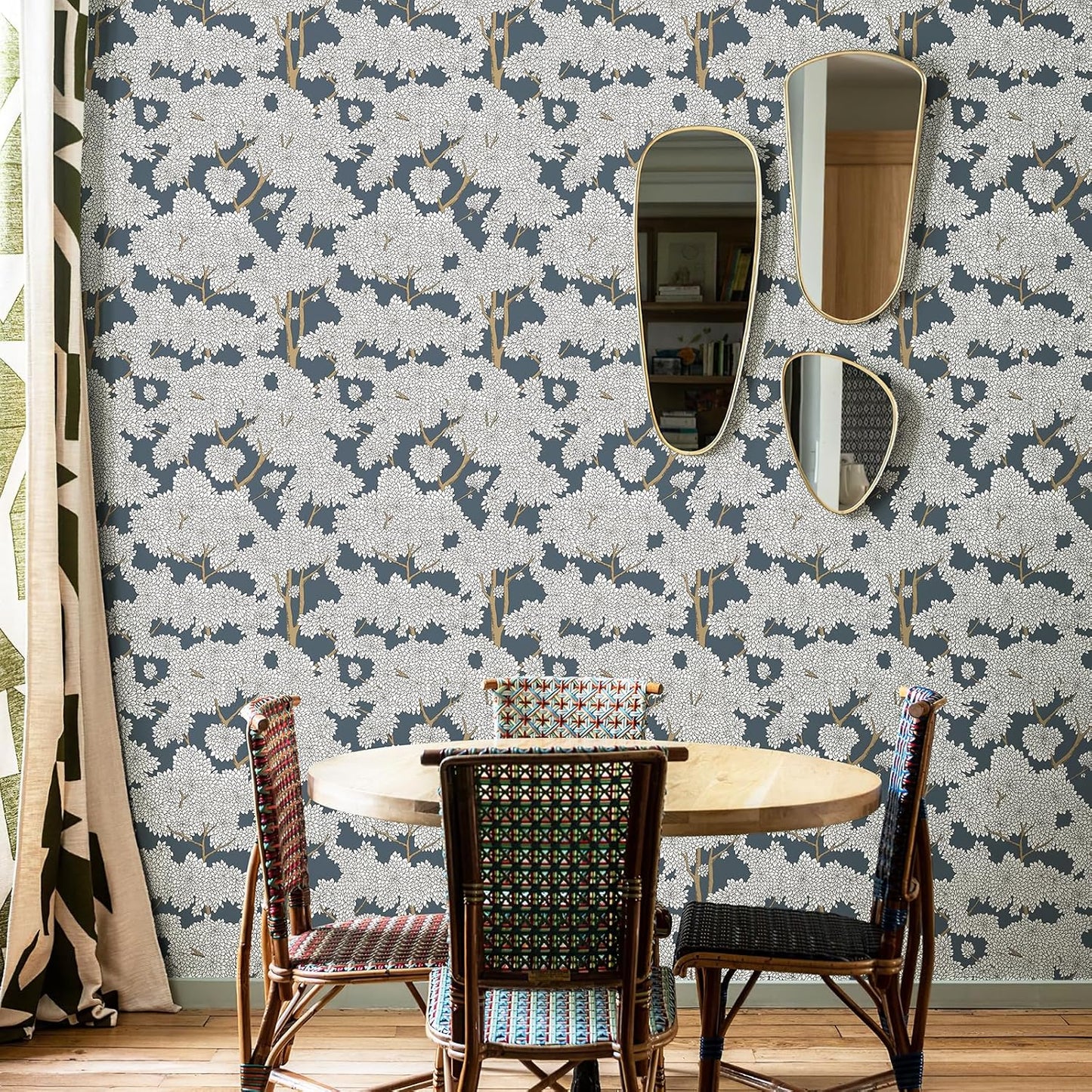 JiffDiff Tree Wallpaper Peel and Stick Jungle Wall Paper Forest Mural Stick on Wallpaper Modern Waterproof Self Adhesive Contact Paper (17.3" x 120" Cream)