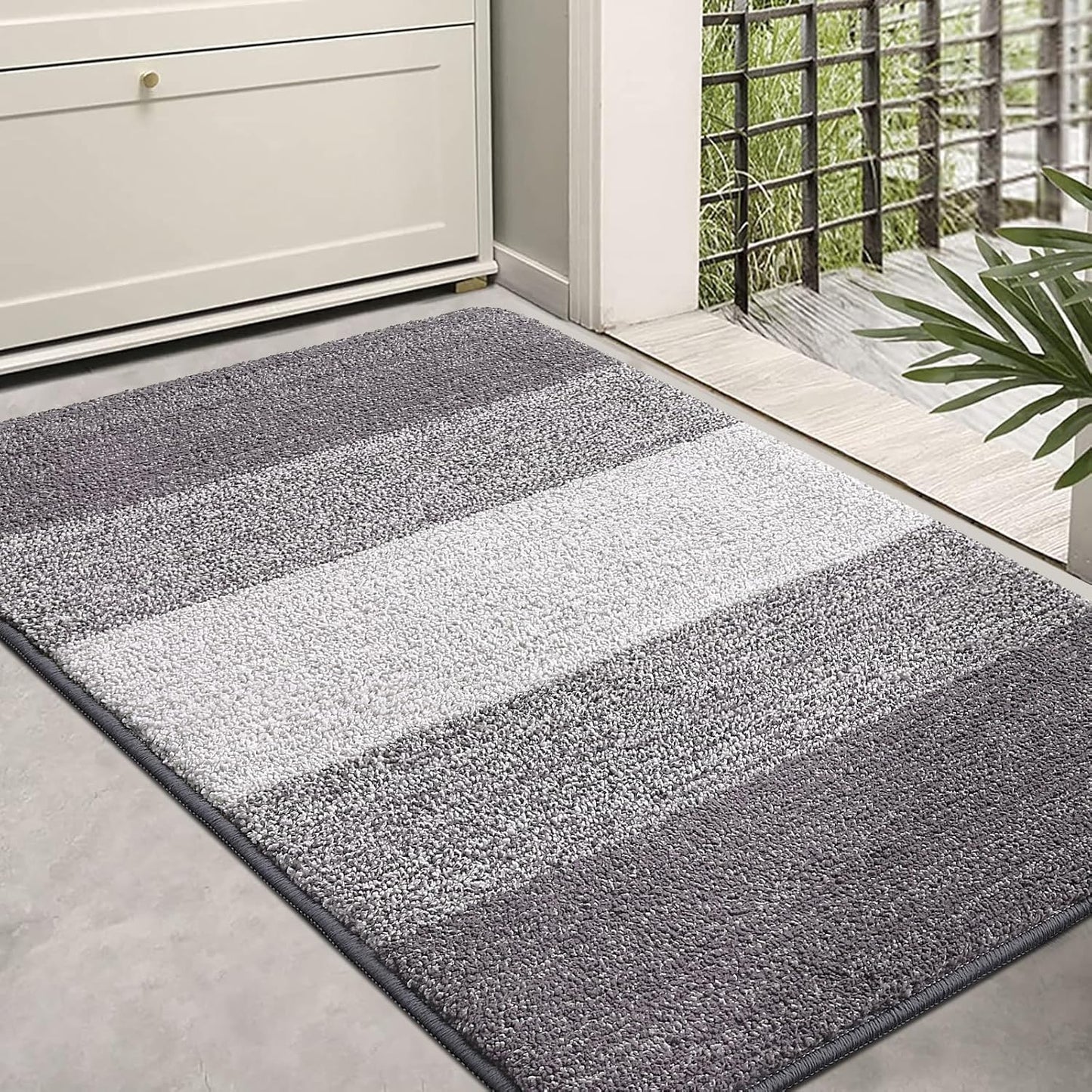 Kitinjoy Indoor Outdoor Door Mat, 32x20 Non-Slip Absorbent Dirt Trapper, Low-Profile Washable Inside Entrance Front Floor Mat, Sturdy Soft Entry Doormats for Entryway, Grey