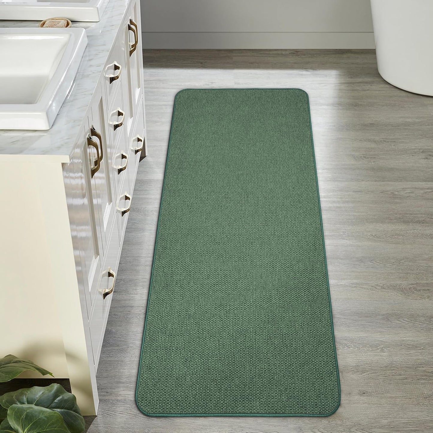 Bath Mat,Ultra Thin Bathroom Rugs,Rubber Bath Mats for Bathroom,No Slip Bath Rugs,Quick Dry,Machine Washable,Low Pile,Absorbent,Shower Outside,Sink,Home Decor Accessories.Grey,1'5"x2'3"(17x27Inch)