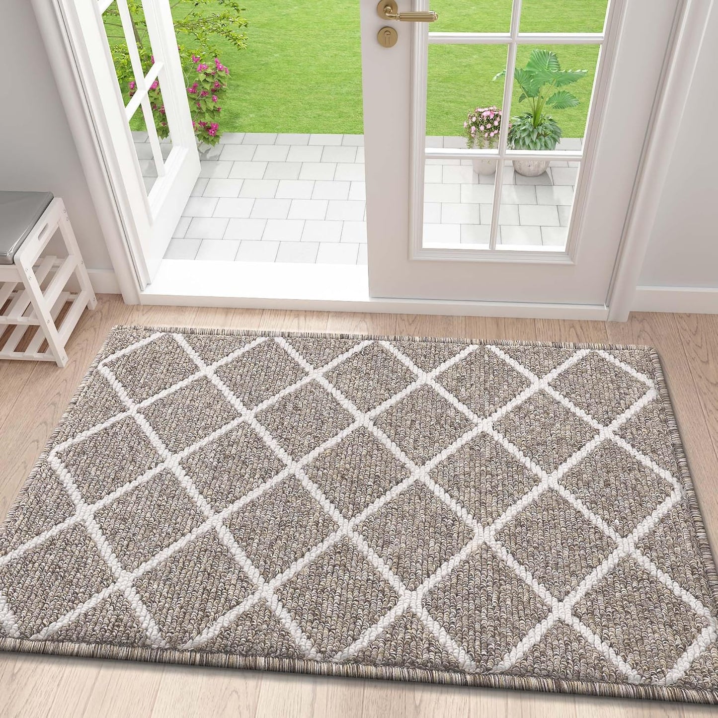 Finchitty Indoor Door Mat, Dirt Resistant and Absorbent, Low-Profile, Non-Slip, Washable Inside Floor Mats for Front Door, Back, and Entrance, 32" x 20", Grey
