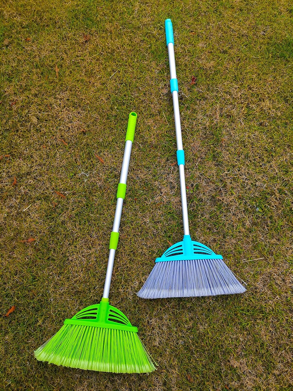Four-Section Rod Long-Handled Broom,Heavy-Duty Broom, Angle Broom for Outdoor/Indoor（Black+Orange）