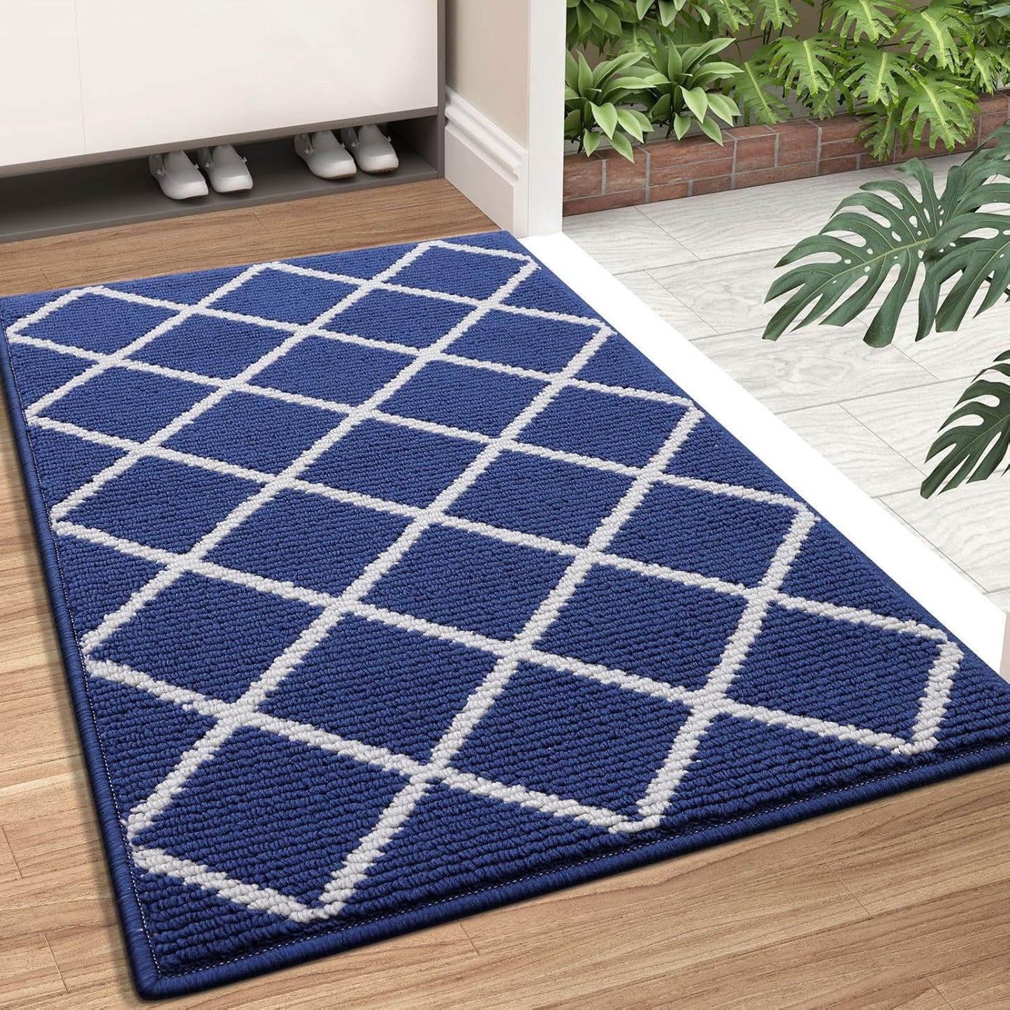 Finchitty Indoor Door Mat, Dirt Resistant and Absorbent, Low-Profile, Non-Slip, Washable Inside Floor Mats for Front Door, Back, and Entrance, 32" x 20", Grey