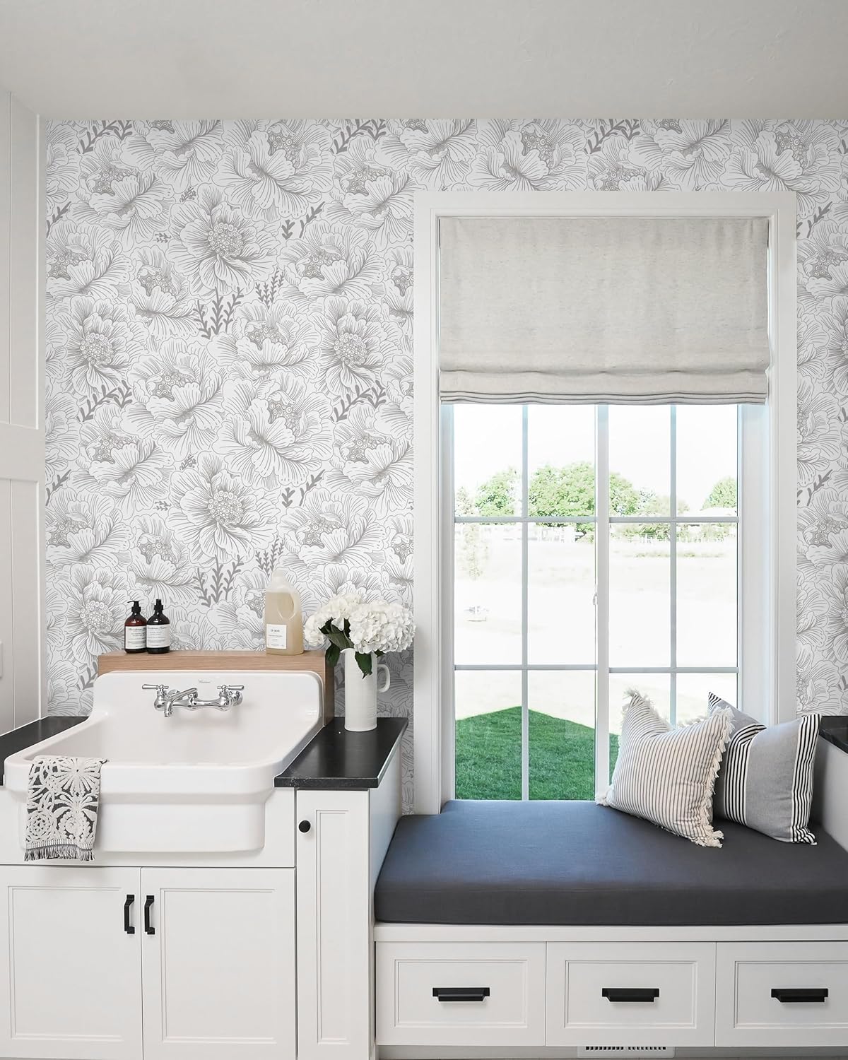 GloryTik Floral Peel and Stick Wallpaper, Removable Blue Floral Contact Paper, Self Adhesive Renter Friendly Wallpaper for Bedroom Living Room Bathroom (17.3" x 78.7")