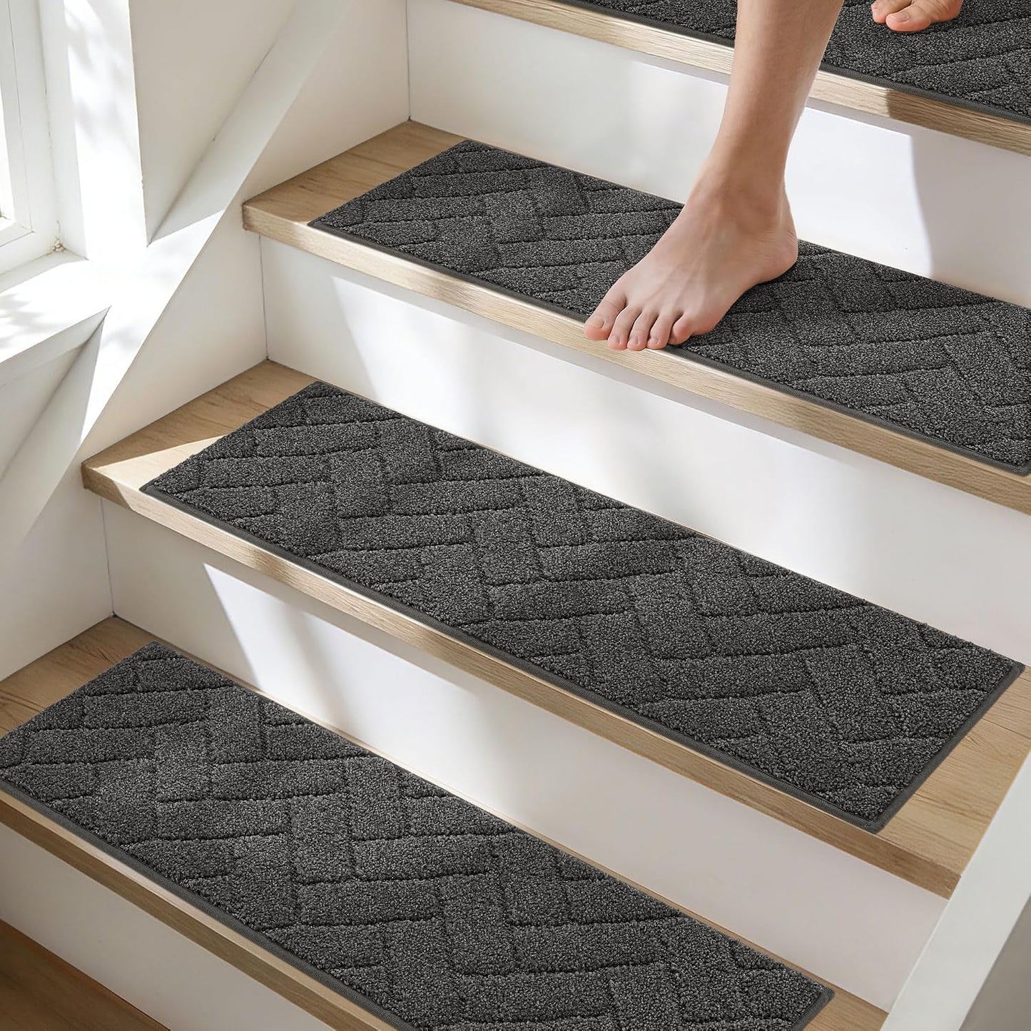 BEQHAUSE Stair Treads for Wooden Steps 28inX9in, Non Slip Carpet Stair Treads Indoor Stair Runners Machine Washable, Soft Stair Rugs Mat Surface Polyester TPE Backing, 4pcs, Charcoal