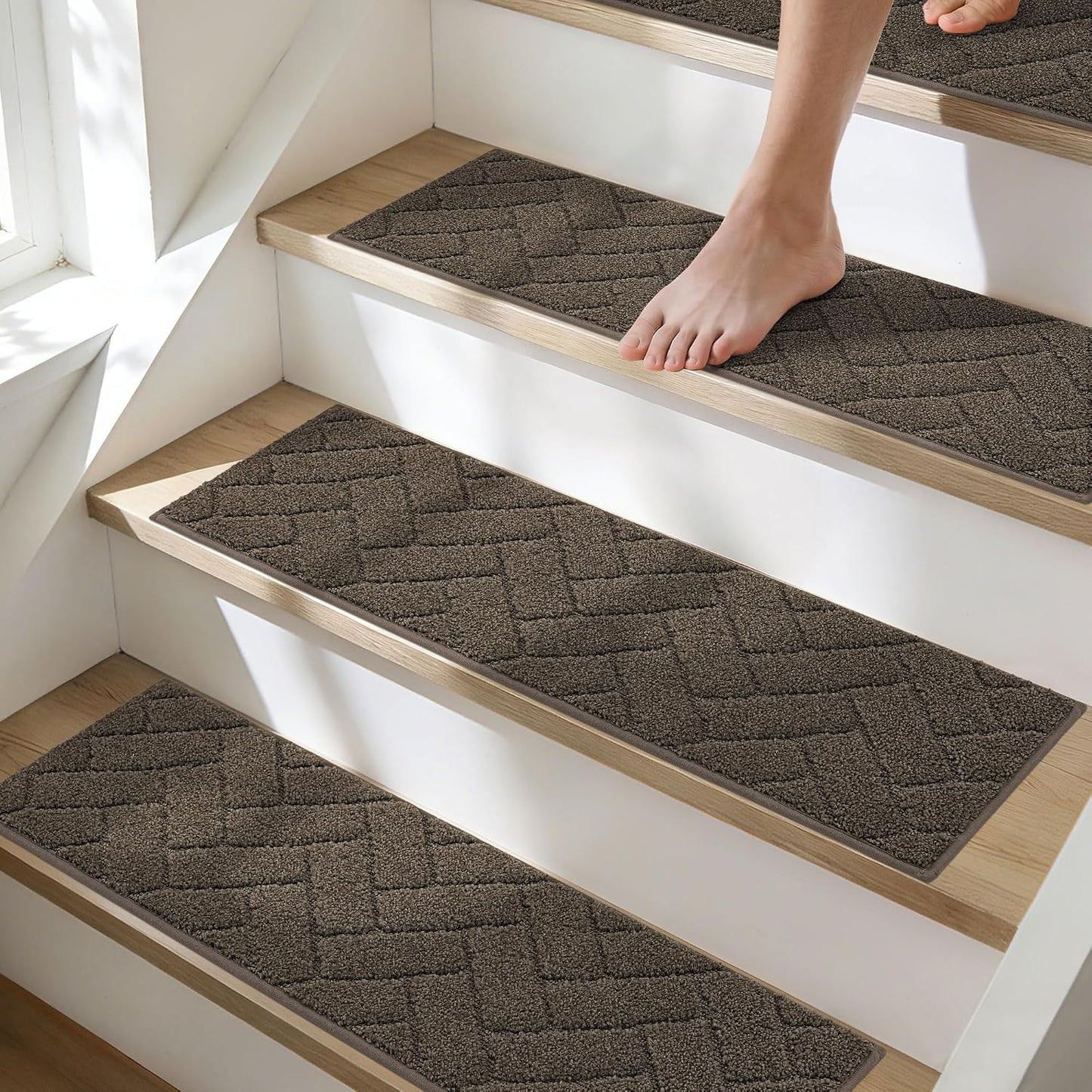 BEQHAUSE Stair Treads for Wooden Steps 28inX9in, Non Slip Carpet Stair Treads Indoor Stair Runners Machine Washable, Soft Stair Rugs Mat Surface Polyester TPE Backing, 4pcs, Charcoal