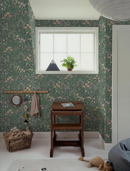 Safiyya Peel and Stick Wallpaper Floral Green and White Leaf Contact Paper for Cabinets 17.3"x 78.7" Self Adhesive Removable Wallpaper for Bathroom Renter Friendly Wall Paper Vinyl Roll
