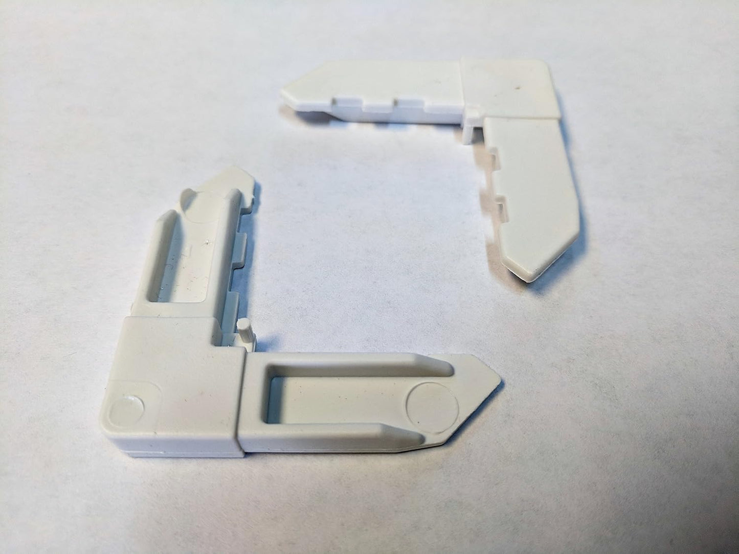 Window Screen Kit w/White Aluminum Frame, Corners, Spline, Springs, Pull Tabs, and Screen Mesh