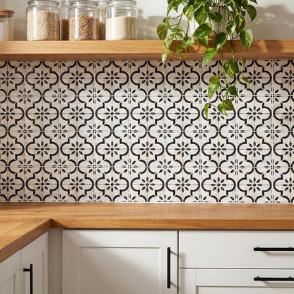Peel‑and‑Stick Kitchen Backsplash Tiles, 30 PCS 4x4 Inch Neutral Boho Moroccan Decals – Self‑Adhesive Waterproof Vinyl Stickers for Walls & Stair Risers, Easy DIY Upgrade (Beige)