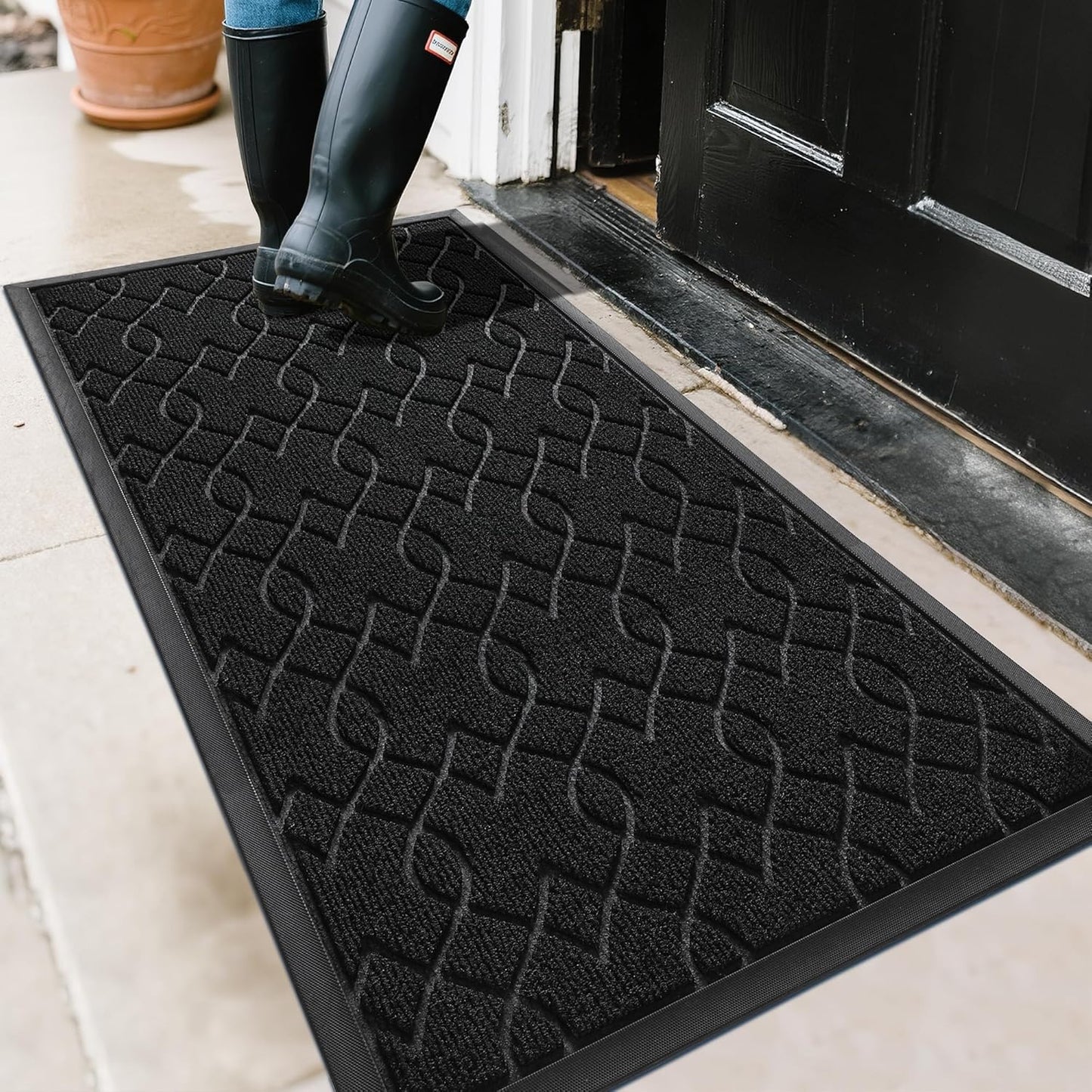 Yimobra Outdoor Mats for Front Door 29.5x17, All-Season Waterproof Doormat Outdoor Entrance, Heavy Duty Non-Slip Outside Door Mat for Garage Patio Proch Entryway Indoor, Black