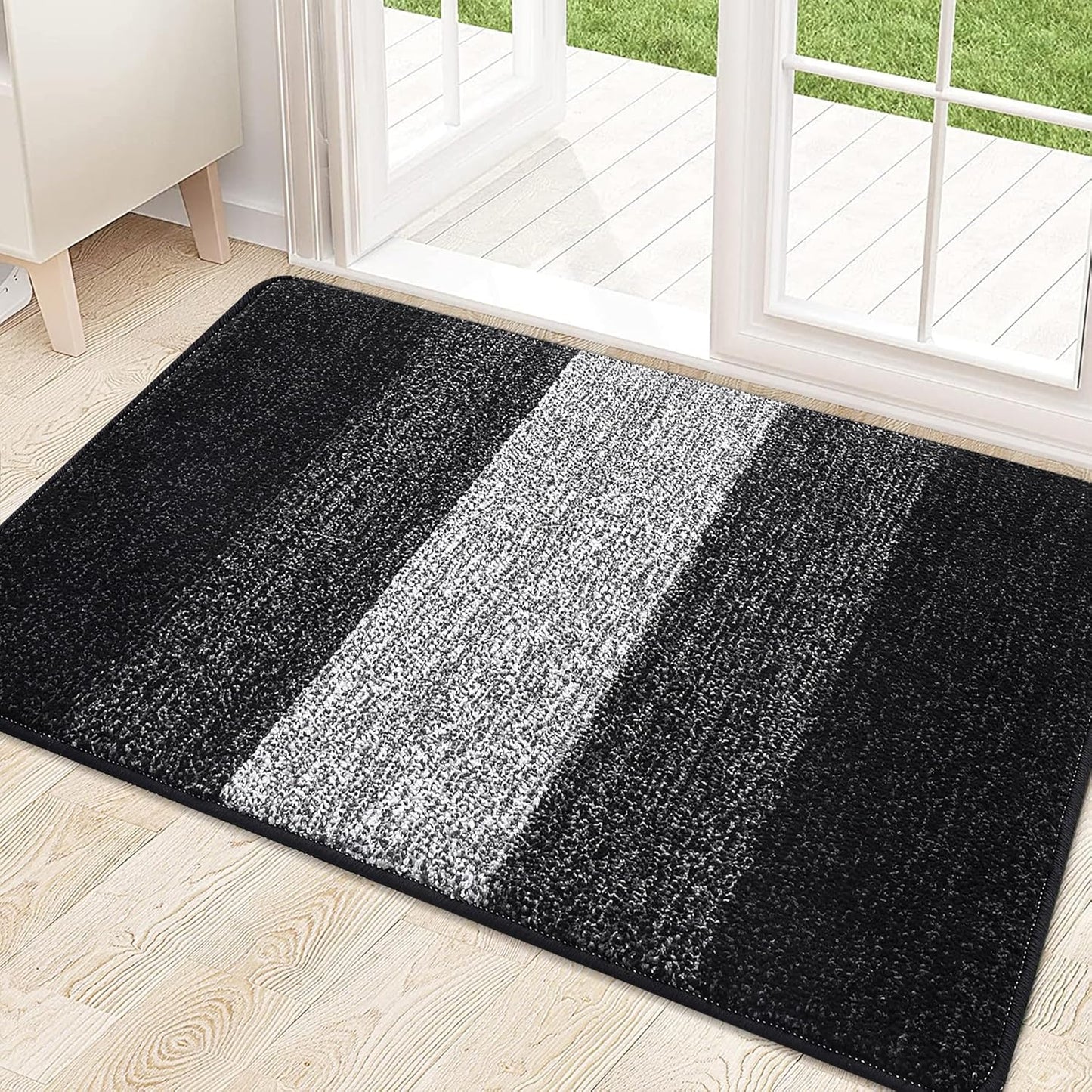 Kitinjoy Indoor Outdoor Door Mat, 32x20 Non-Slip Absorbent Dirt Trapper, Low-Profile Washable Inside Entrance Front Floor Mat, Sturdy Soft Entry Doormats for Entryway, Grey