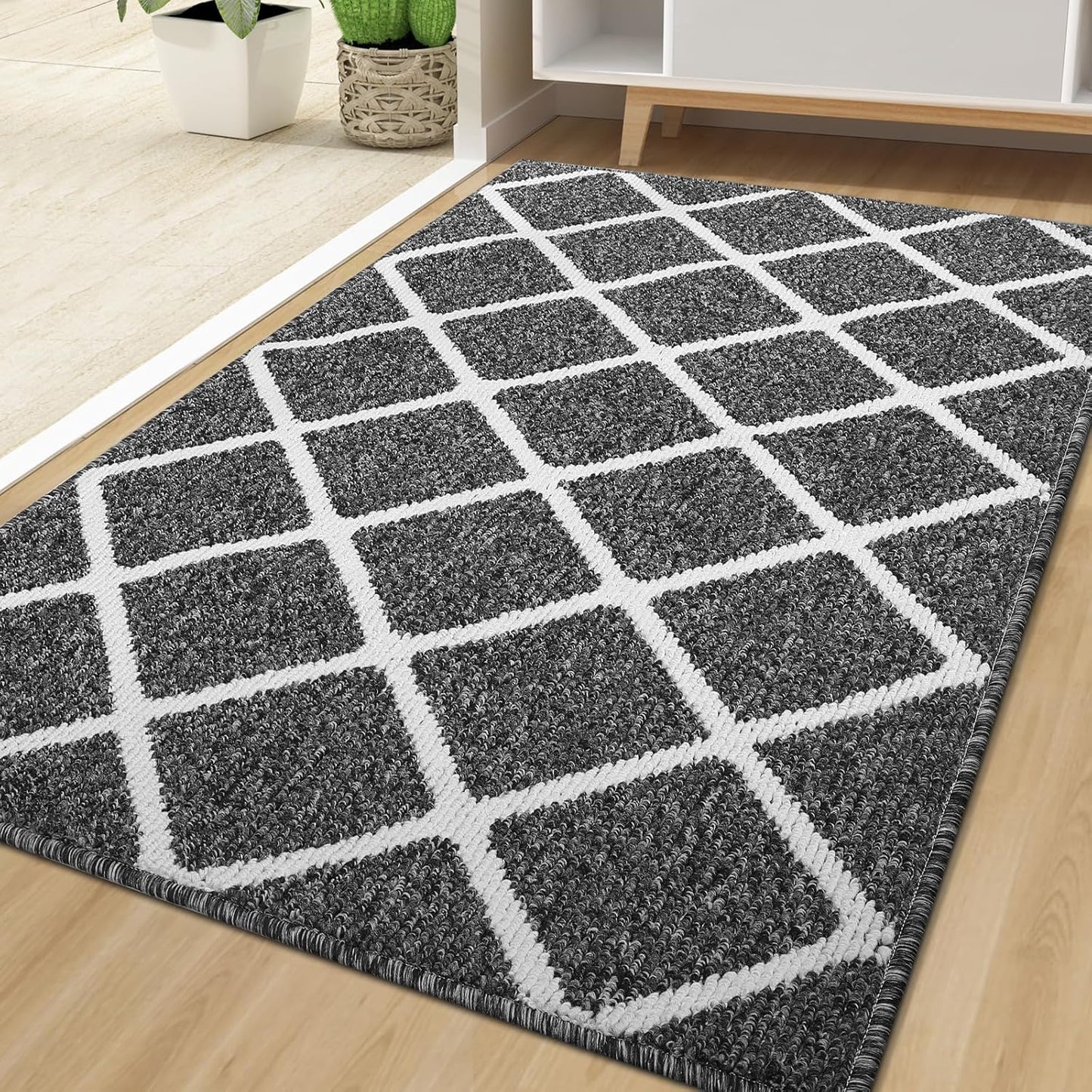 Finchitty Indoor Door Mat, Dirt Resistant and Absorbent, Low-Profile, Non-Slip, Washable Inside Floor Mats for Front Door, Back, and Entrance, 32" x 20", Grey