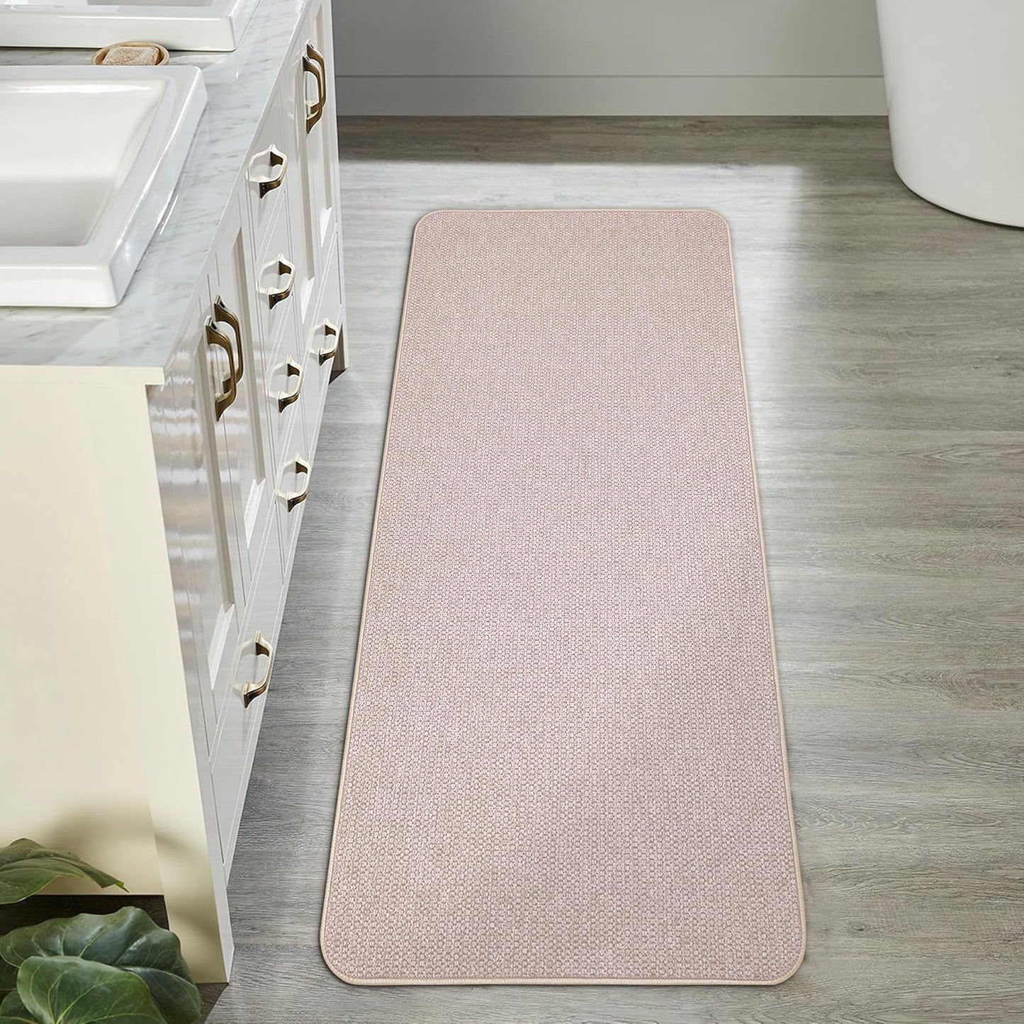 Bath Mat,Ultra Thin Bathroom Rugs,Rubber Bath Mats for Bathroom,No Slip Bath Rugs,Quick Dry,Machine Washable,Low Pile,Absorbent,Shower Outside,Sink,Home Decor Accessories.Grey,1'5"x2'3"(17x27Inch)